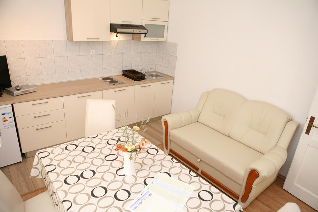 טרוגיר Apartments Radic מראה חיצוני תמונה