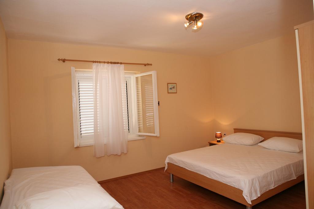 טרוגיר Apartments Radic מראה חיצוני תמונה