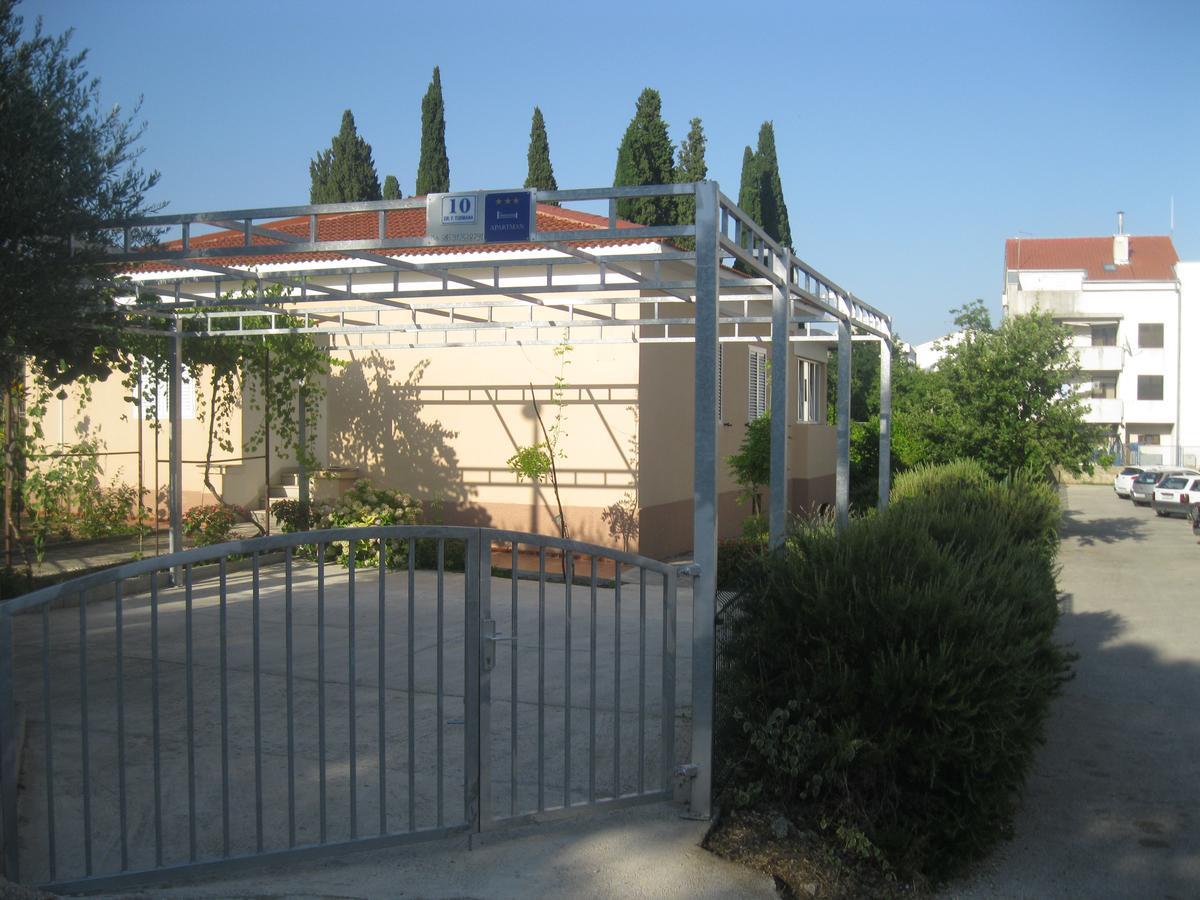 טרוגיר Apartments Radic מראה חיצוני תמונה