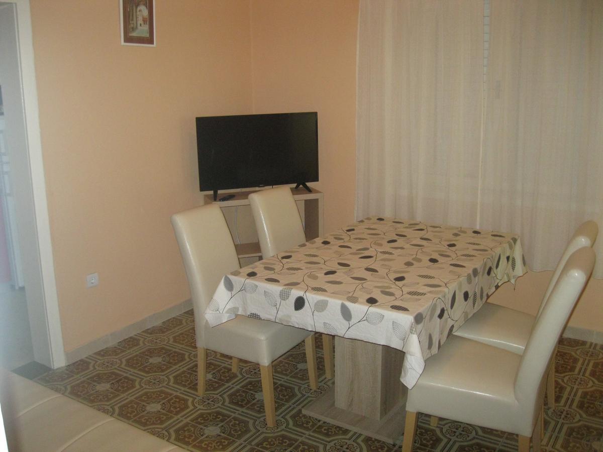 טרוגיר Apartments Radic מראה חיצוני תמונה